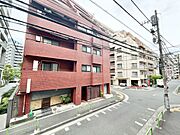 眺望や窓からの景色が良いと、家で過ごす時間も快適です。