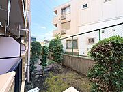 陽当たり・通風・開放感に恵まれた環境です。