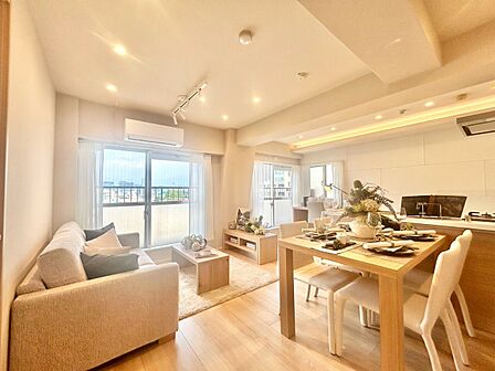通風・採光に優れ、心地よい光と風が溢れています。