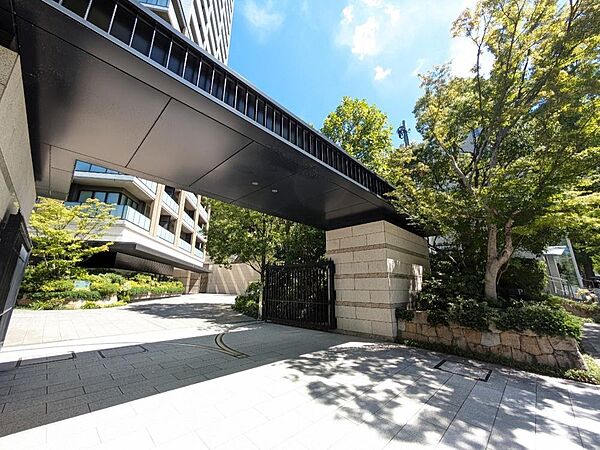エントランスを拡大表示