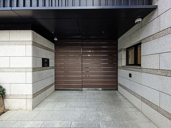エントランスを拡大表示