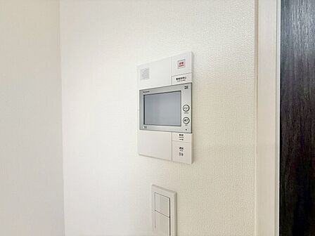 オートロックついていますので、セキュリティ面でも安心です。