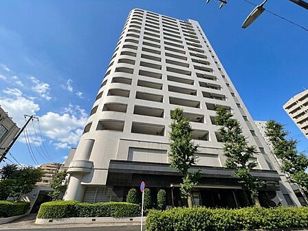 飽きのこないシンプルモダンな外観です。