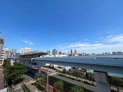 眺望や窓からの景色が良いと、家で過ごす時間も快適です。