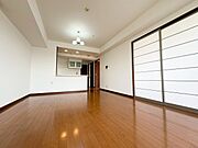 シンプルな内装と偏り過ぎないデザインで統一しました。