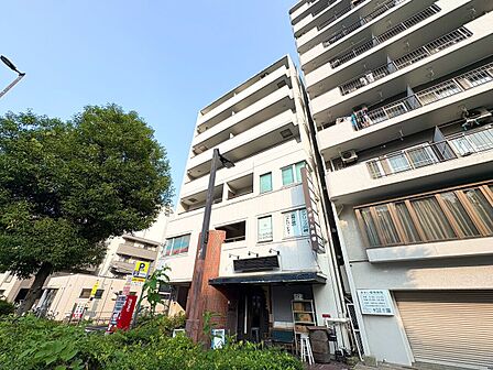 忙しく過ぎゆく日常を置き去るほど、ゆったりした時間が流れる住環境。