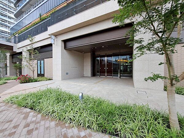エントランスを拡大表示
