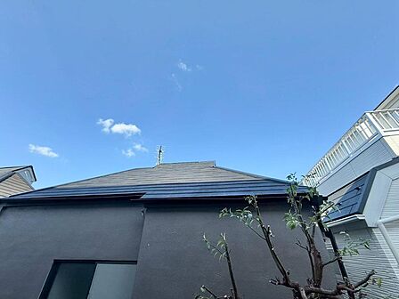 陽当たり・通風・開放感に恵まれた環境です。