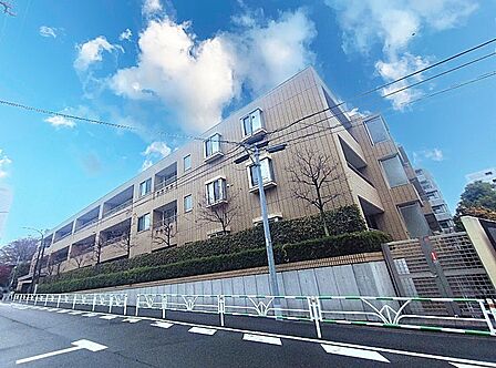 飽きのこないシンプルモダンな外観です。