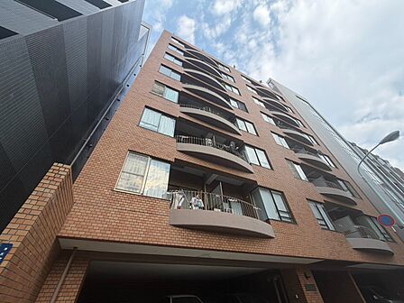 忙しく過ぎゆく日常を置き去るほど、ゆったりした時間が流れる住環境。
