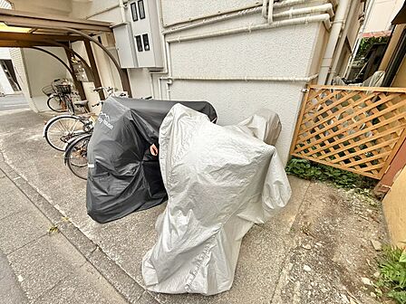 バイク置き場もございます。※空き状況は都度ご確認下さい。