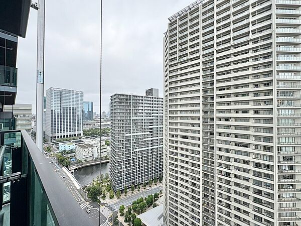 バルコニーを拡大表示
