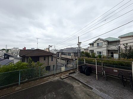 眺望や窓からの景色が良いと、家で過ごす時間も快適です。