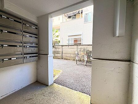 綺麗に整備されており、行き届いた管理体制をうかがわせます。