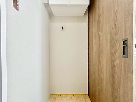清潔感を感じられる洗面化粧台。