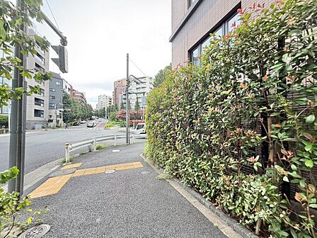 アクセスに優れ、ビジネスにもプライベートにも広範囲にカバーします。