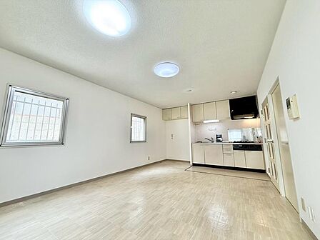 通風・採光に優れ、心地よい光と風が溢れています。