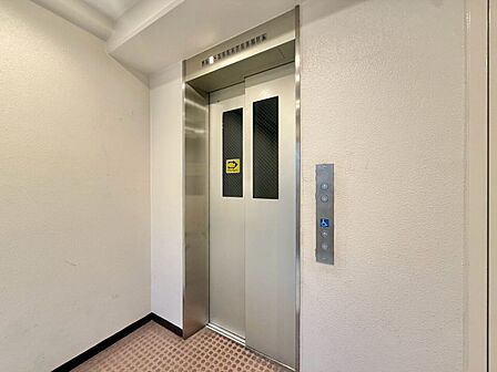 エレベーター完備のため荷物が多くなっても安心。