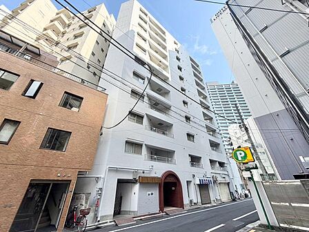 飽きのこないシンプルモダンな外観です。