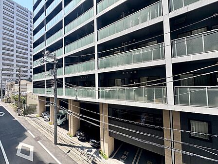 眺望や窓からの景色が良いと、家で過ごす時間も快適です。