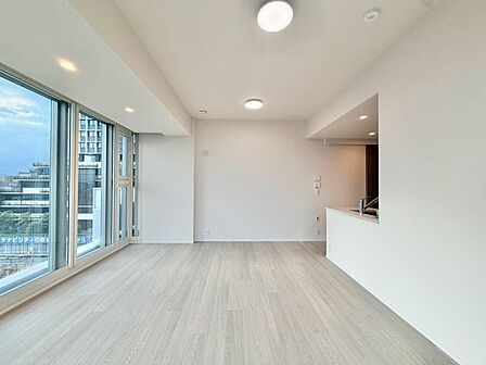 充実した生活は伸びやかな居室空間から始まります。