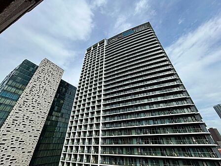 眺望や窓からの景色が良いと、家で過ごす時間も快適です。