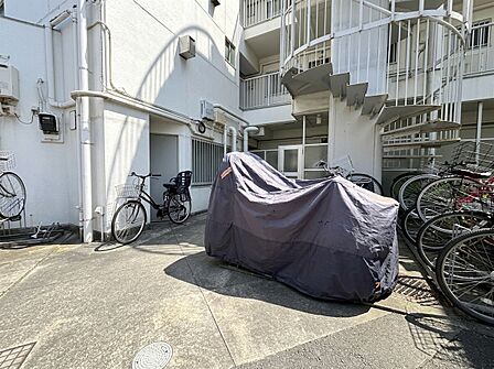 バイク置き場もございます。※空き状況は都度ご確認下さい。