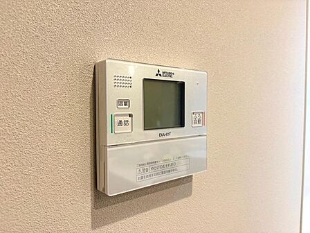 見やすい画面で操作しやすい給湯パネル。