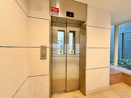 エレベーター完備のため荷物が多くなっても安心。