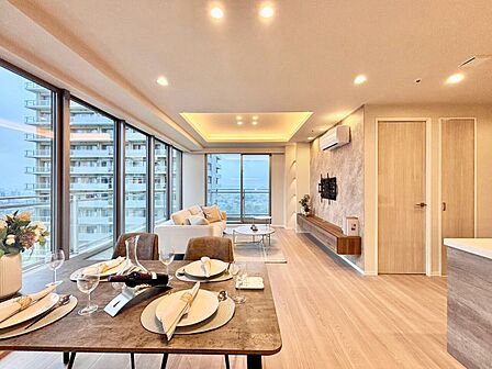 充実した生活は伸びやかな居室空間から始まります。