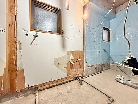 清潔感を感じられる洗面化粧台。