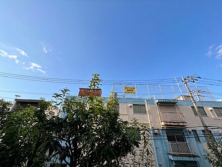 眺望や窓からの景色が良いと、家で過ごす時間も快適です。