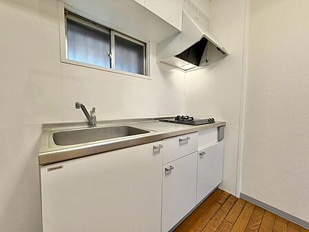 使いやすくスタイリッシュなキッチン空間になっております。