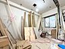 子供部屋：清かで艶やかな時間をもたらしてくれる室内です。