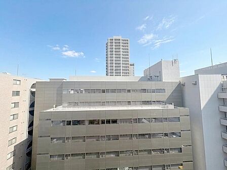 眺望や窓からの景色が良いと、家で過ごす時間も快適です。