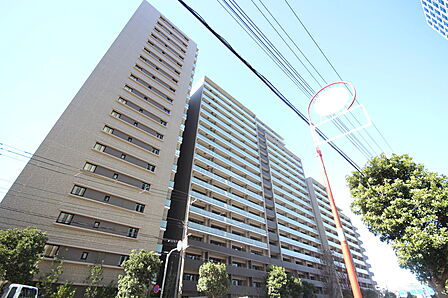 忙しく過ぎゆく日常を置き去るほど、ゆったりした時間が流れる住環境。