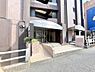 エントランス：上質感漂う玄関アプローチです。