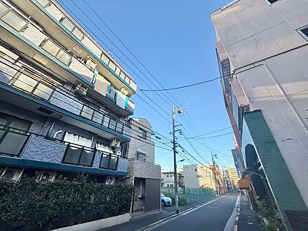 眺望や窓からの景色が良いと、家で過ごす時間も快適です。