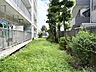 その他：マンションの敷地内には、中庭もございます。