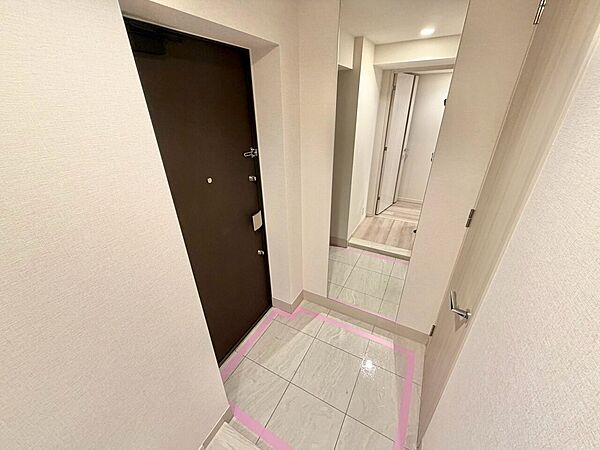 玄関を拡大表示