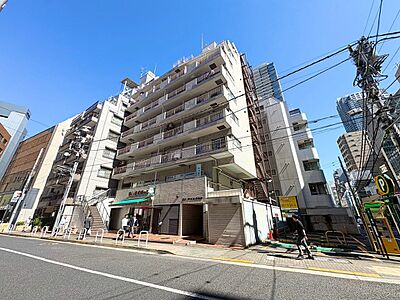 外観：飽きのこないシンプルモダンな外観です。
