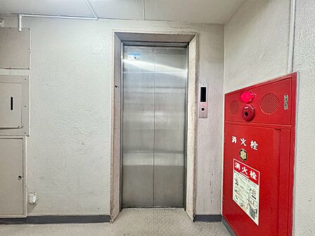 エレベーター完備のため荷物が多くなっても安心。