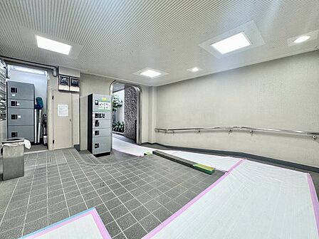 館内は静寂な中が保たれており、管理が行き届いている印象を受けました。