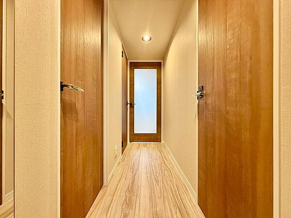 玄関を拡大表示
