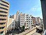 バルコニー：眺望や窓からの景色が良いと、家で過ごす時間も快適です。