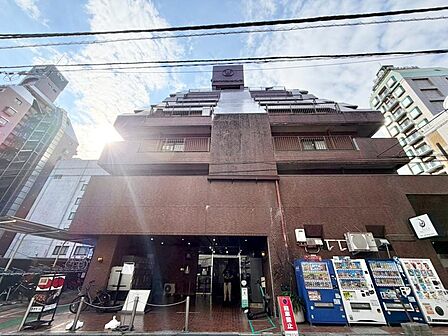 飽きのこないシンプルモダンな外観です。