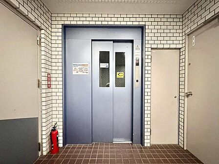 エレベーター完備のため荷物が多くなっても安心。