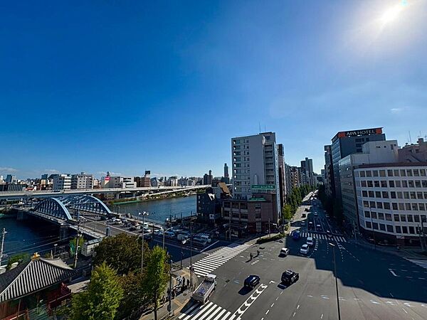 バルコニーを拡大表示