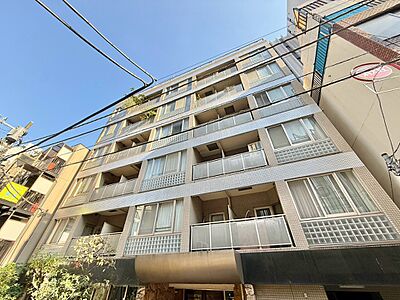 外観：飽きのこないシンプルモダンな外観です。
