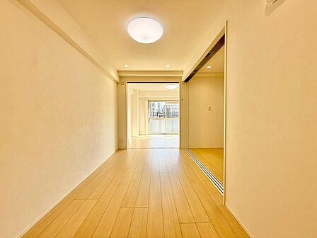 落ち着いた雰囲気に包まれて、伸びやかな空間。